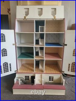 112 Scale Wooden Beeches Georgian-style Dolls House Inc basement. Unfinished