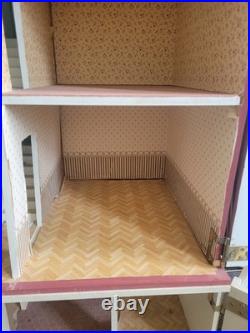 112 Scale Wooden Beeches Georgian-style Dolls House Inc basement. Unfinished