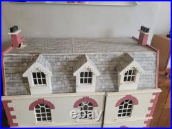 112 Scale Wooden Beeches Georgian-style Dolls House Inc basement. Unfinished