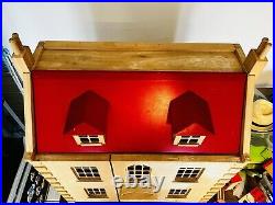 3 Storey Wooden Dolls House With Furniture