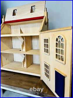 3 Storey Wooden Dolls House With Furniture