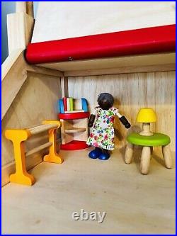 3 Storey Wooden Dolls House With Furniture