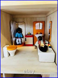 3 Storey Wooden Dolls House With Furniture