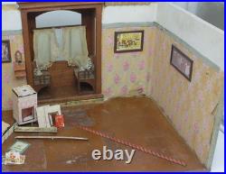 ANTIQUE DOLLHOUSE with BAYON Dolls Living Room Art Nouveau Balustrade 1905
