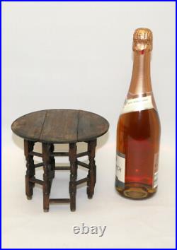 Antique English Dollhouse Gateleg Table Walnut D. 18.0cm H. 14.3cm Antique English Dollhouse Gateleg Table Walnut D. 18.0cm H. 14.3cm