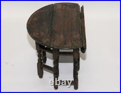 Antique English Dollhouse Gateleg Table Walnut D. 18.0cm H. 14.3cm Antique English Dollhouse Gateleg Table Walnut D. 18.0cm H. 14.3cm