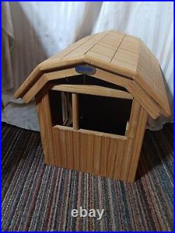 BREYER Wooden Doll House Horse Stable Barn LOOKS GREAT