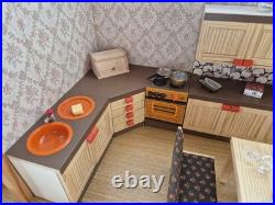 Bodo Hennig kitchen furniture Allgäu, cabinets, sink, accessories dollhouse 70/80s