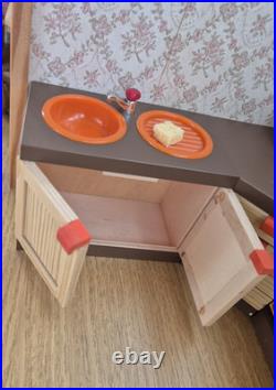 Bodo Hennig kitchen furniture Allgäu, cabinets, sink, accessories dollhouse 70/80s