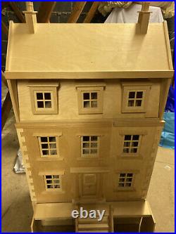 Childrens Early Learning Centre Wooden Dolls House / Town House