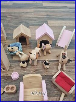 Childrens Wooden House Inc All Accesories Great Condition