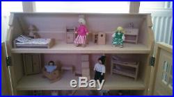 Classic four storey wooden dolls house with all furniture with people (2)
