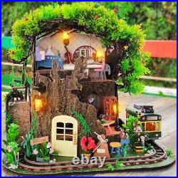 DIY Wooden Doll Houses Miniature Building Kit House Casa Dollhouse Assembly Toys