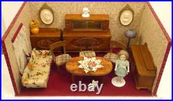 DOLLHOUSE ANTIQUE Equipped-PORCELAIN DOLL-FURNITURE-ACCESSORIES 1920/1930s