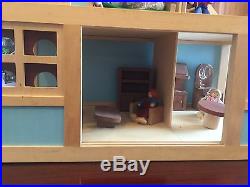 Dollhouse 2 Story Wooden Doll House Sliding Doors Furniture Dressed Wooden Dolls