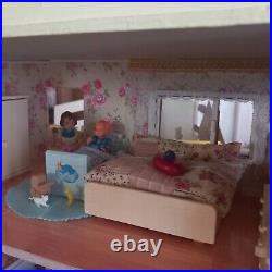 Dollhouse Albin Schönherr, fully furnished, many accessories, well preserved