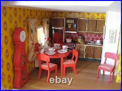 Dollhouse UNIQUE with Lundy furniture, dollhouse