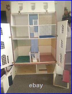 Dolls House Project. 5 Floors Including Basement. Wooden