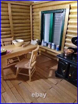 Dolls house / miniature log cabin 112 scale. Wooden, brand new