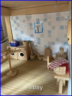 ELC WOODEN DOLLS HOUSE WITH 4 Extensions And Furniture And Lighting. 10 Rooms