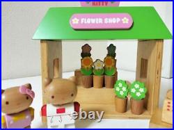 Hello Kitty 4 Wooden Dolls Including Daniel Flower Shop