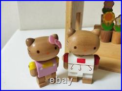 Hello Kitty 4 Wooden Dolls Including Daniel Flower Shop