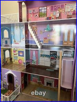 Ivys Wooden Doll House / Barbie house