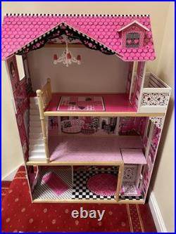 KidKraft Amelia Wooden Dolls House with Furniture and Accessories Included