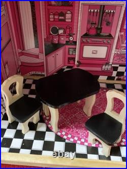 KidKraft Amelia Wooden Dolls House with Furniture and Accessories Included