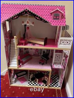 KidKraft Amelia Wooden Dolls House with Furniture and Accessories Included