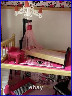 KidKraft Amelia Wooden Dolls House with Furniture and Accessories Included