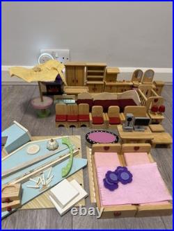 Large Wooden Dollhouse Furniture Set Play Kids Child Toy Gift Girl Doll House