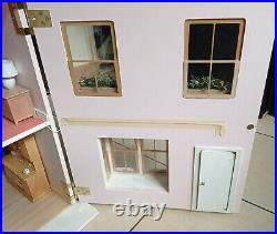 Large Wooden Dolls House Fully Furnished High Quality Wood + Ceramic + Lights