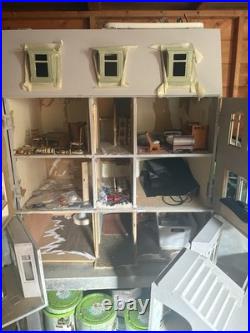 Large Wooden Vintage Style Dolls House With Furniture