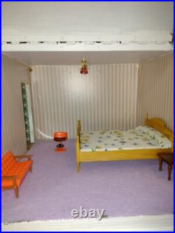 Large hand made wooden dolls house 1.12 scale fully refurbished with electrics