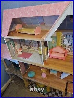 Large wooden dolls house used