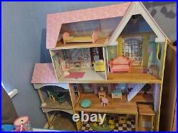 Large wooden dolls house used