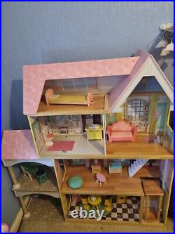 Large wooden dolls house used