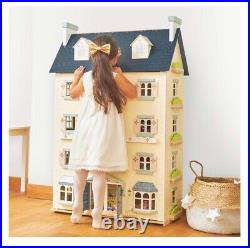 Le Toy Van -NEW Limited Edition Palace Large Wooden Dolls House largest in range