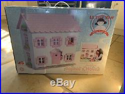 Le Toy Van Sophie's Large Wooden Doll House