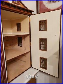 Lectromatic by kendrew Large wooden dolls house