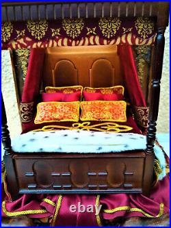 Miniature 1/12 Tudor sumptuous bed alcove bed dollhouse in the Middle Ages OOAK unique
