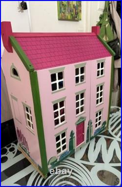 PINTOY complete wooden dolls house furnished decorated bespoke Christmas VGC
