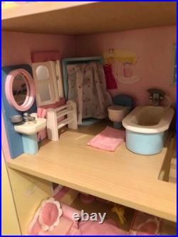 Pink and white Le Toy Van Wooden Dolls House original early 2000s Sophie's House