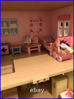 Pink and white Le Toy Van Wooden Dolls House original early 2000s Sophie's House