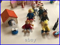 Pintoy Wooden Marlborough Dolls House and contents