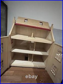 Plan Toys Wooden Dolls House Used Perfect Condition, Detachable