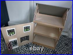 Tender Leaf Toys Foxtail Villas Wooden Dolls House