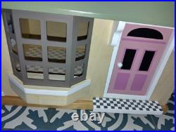 Tender Leaf Toys Foxtail Villas Wooden Dolls House