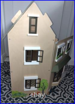 Tender Leaf Toys Foxtail Villas Wooden Dolls House